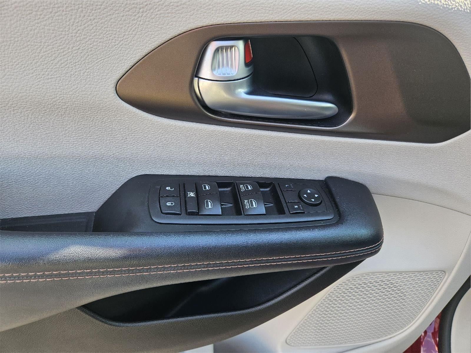 2017 Chrysler Pacifica Touring