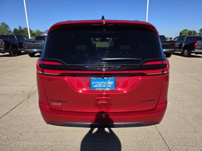 2027 Chrysler Pacifica Limited