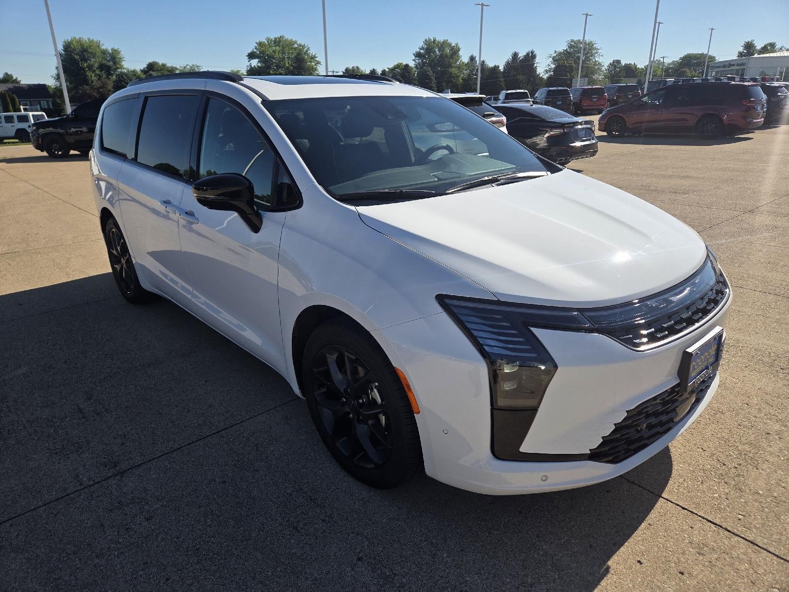 2027 Chrysler Pacifica Limited