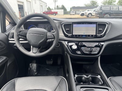 2027 Chrysler Pacifica Limited