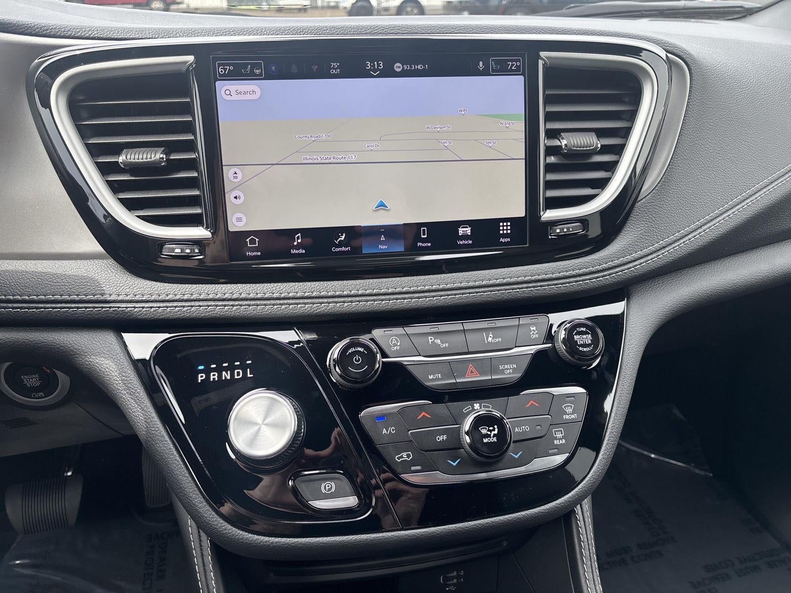 2027 Chrysler Pacifica Limited