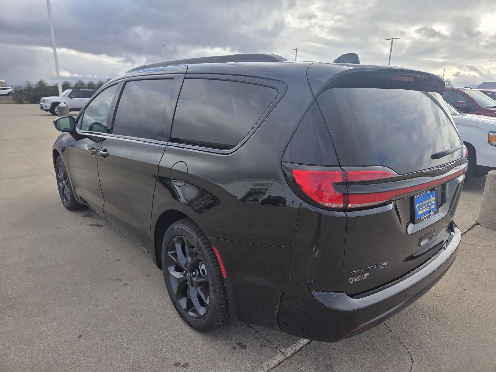2026 Chrysler Pacifica Limited