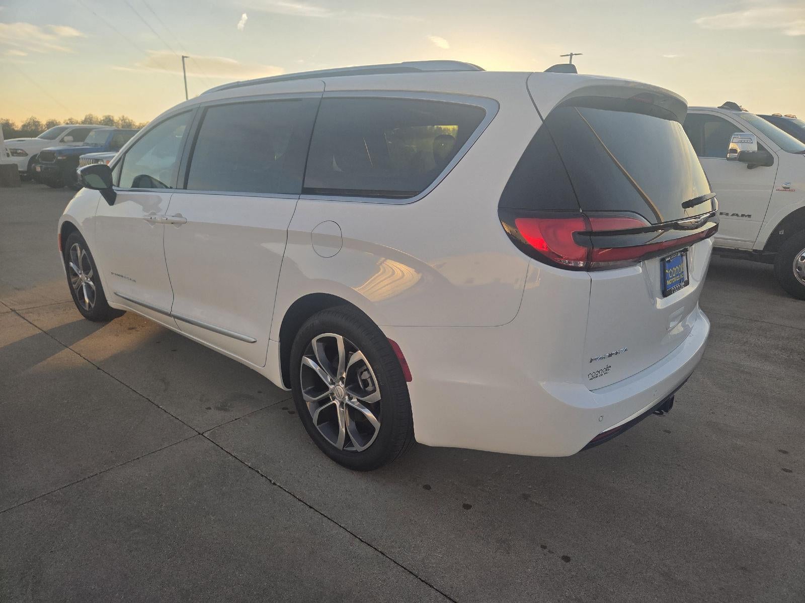 2026 Chrysler Pacifica Pinnacle