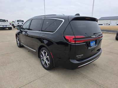 2026 Chrysler Pacifica Pinnacle