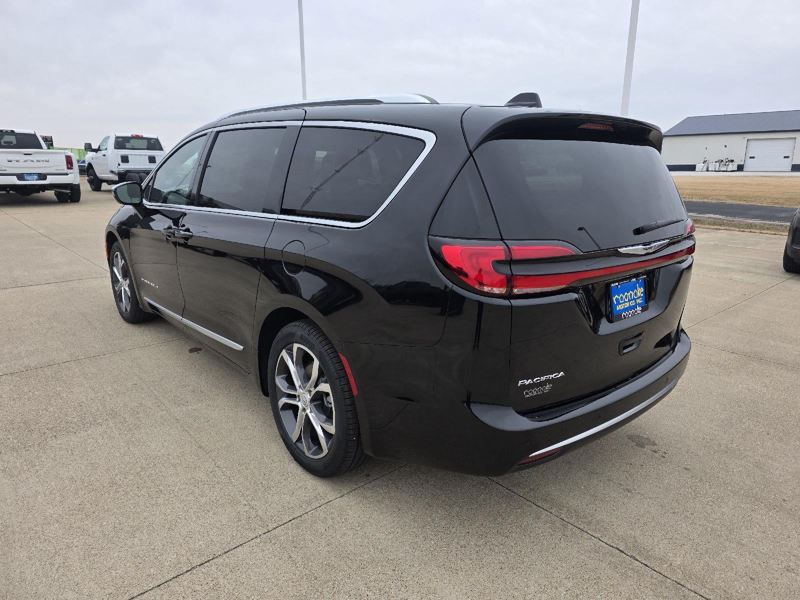 2026 Chrysler Pacifica Pinnacle