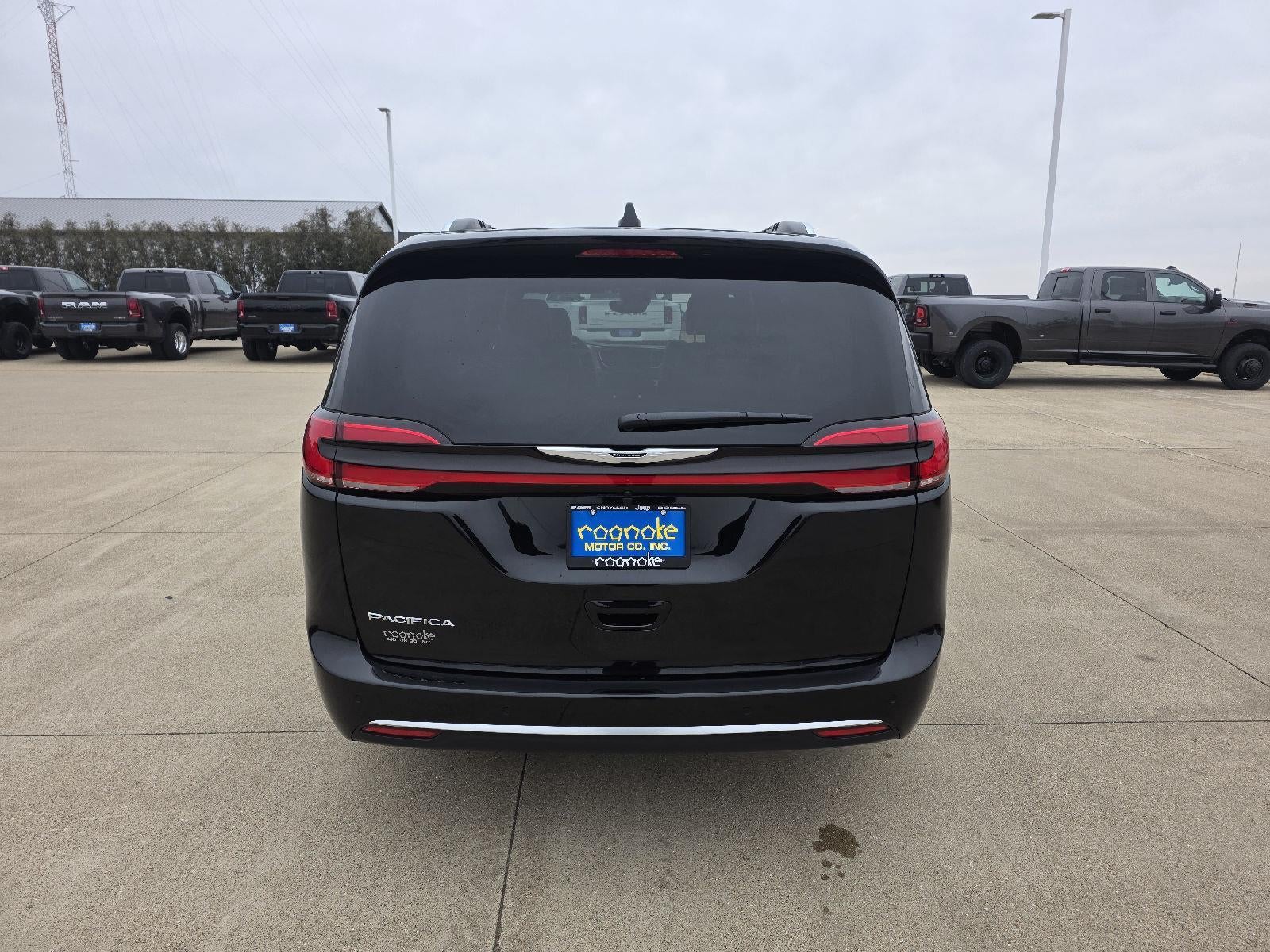 2026 Chrysler Pacifica Pinnacle