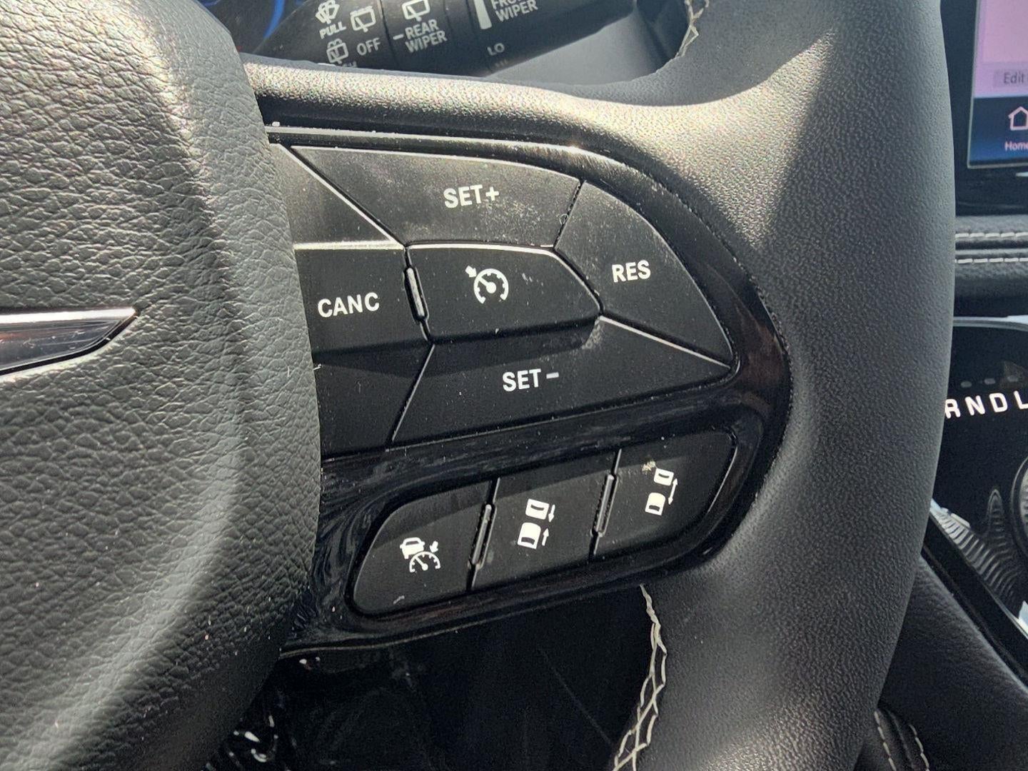 2025 Chrysler Pacifica Hybrid Premium S Appearance Pkg