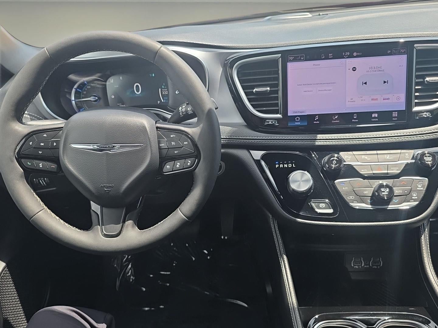 2025 Chrysler Pacifica Hybrid Premium S Appearance Pkg