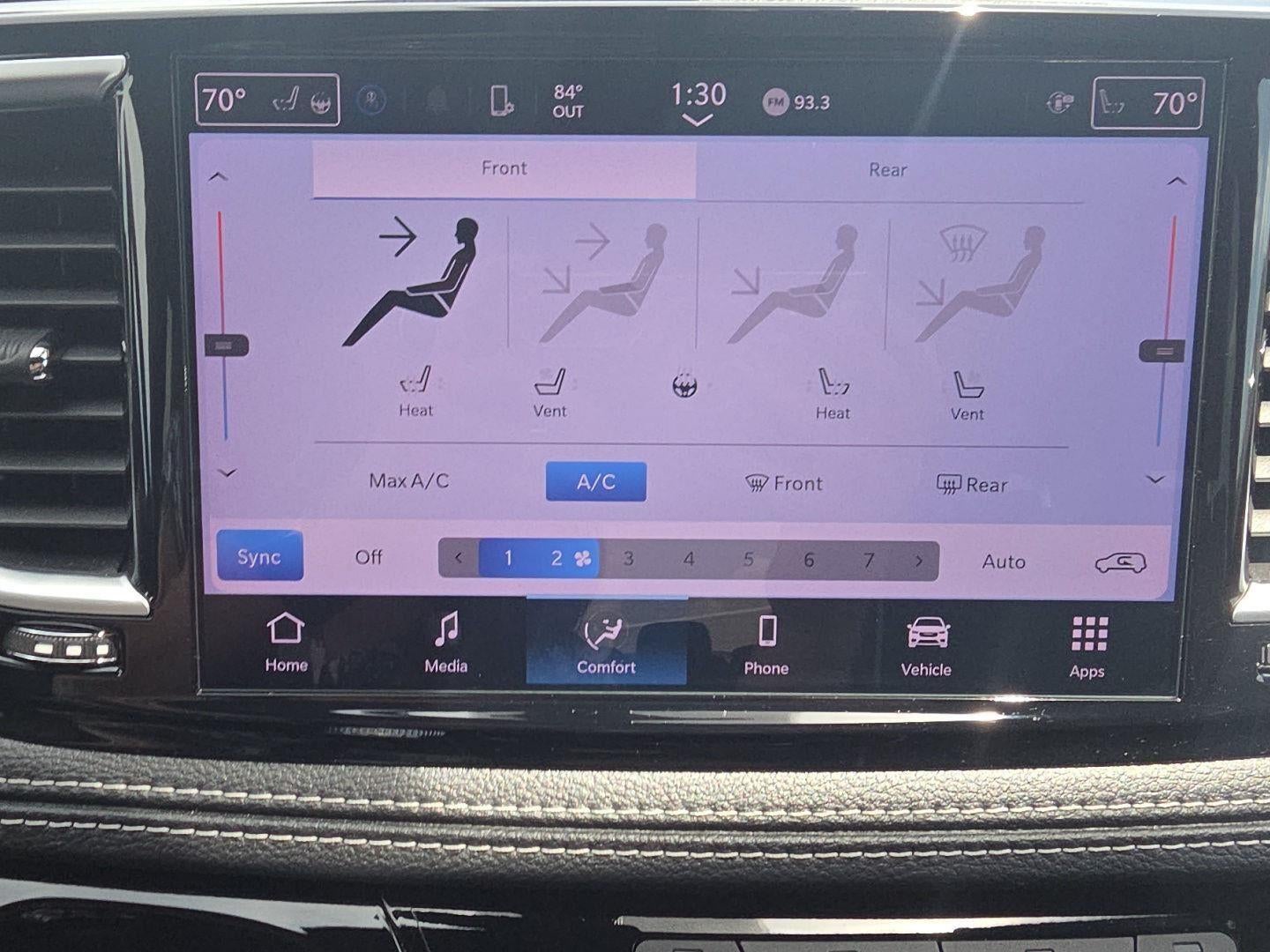 2025 Chrysler Pacifica Hybrid Premium S Appearance Pkg
