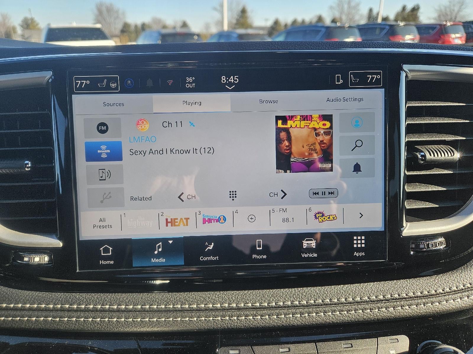 2026 Chrysler Pacifica Select