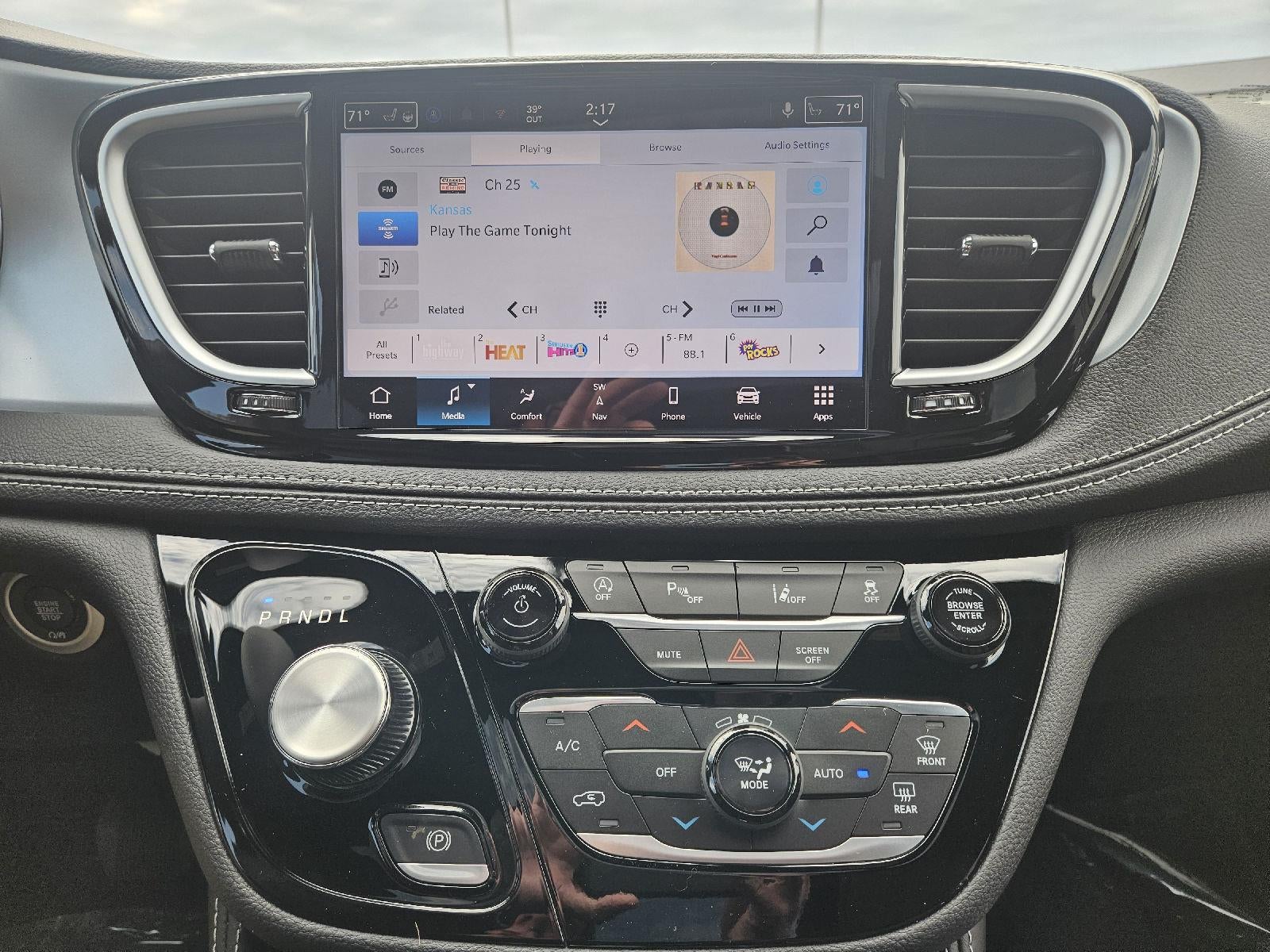 2026 Chrysler Pacifica Limited