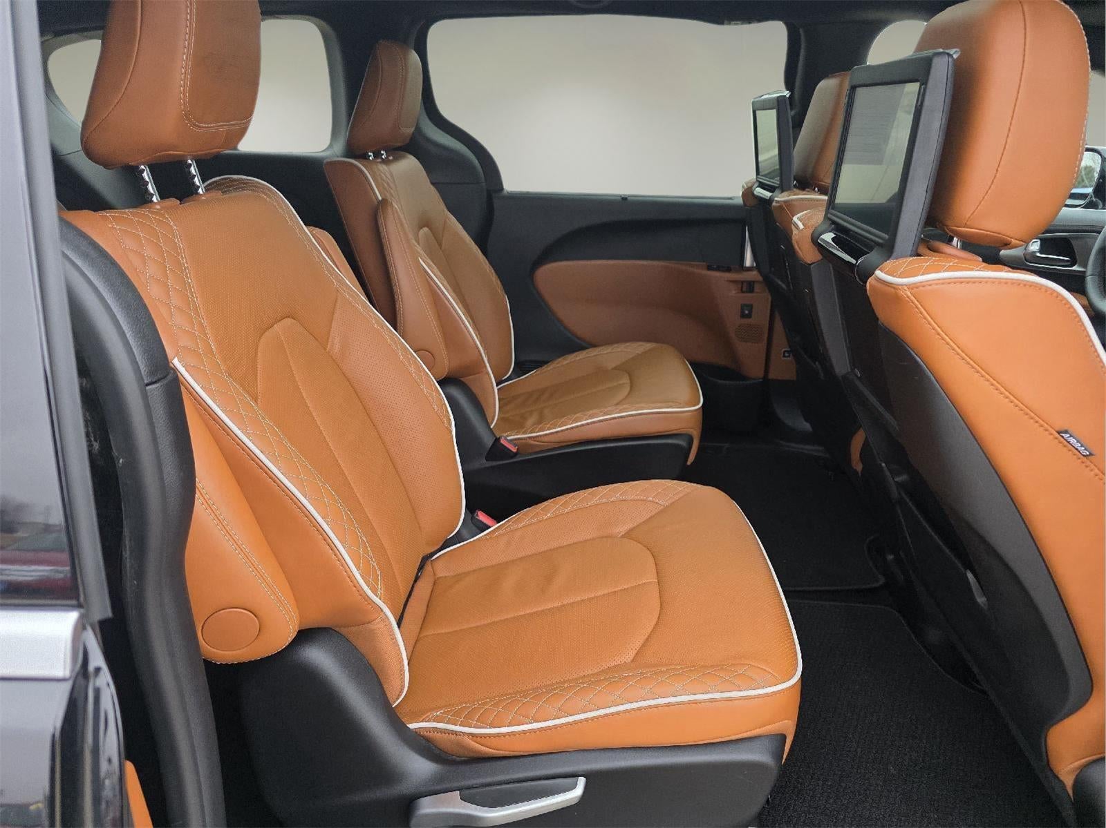 2024 Chrysler Pacifica Pinnacle