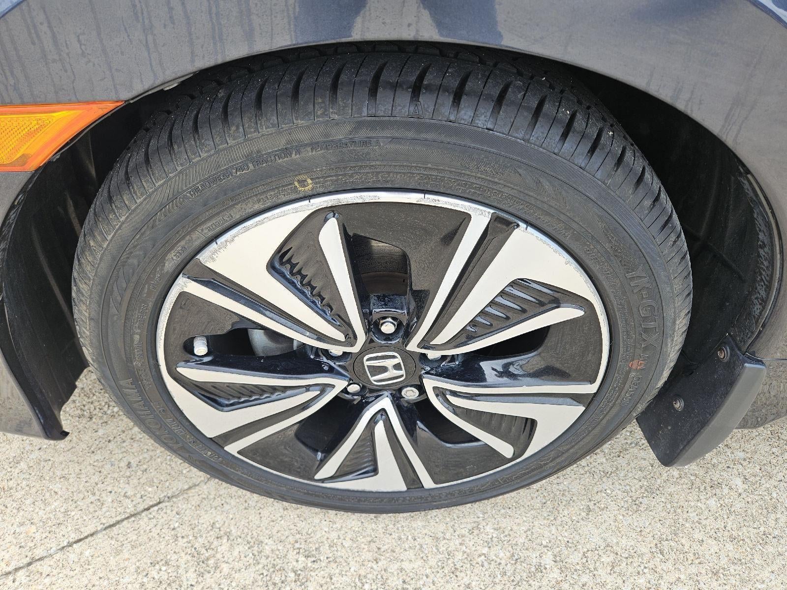 2018 Honda CIVIC SEDAN