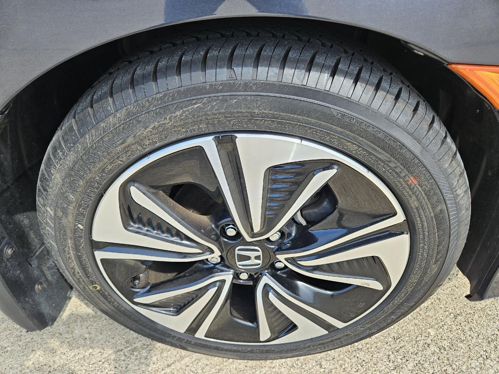 2018 Honda CIVIC SEDAN