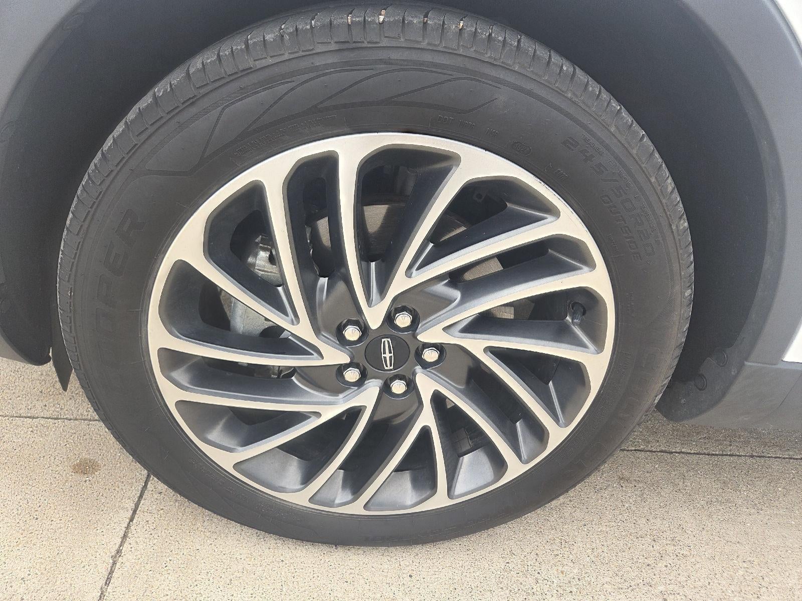 2020 Lincoln Nautilus Reserve