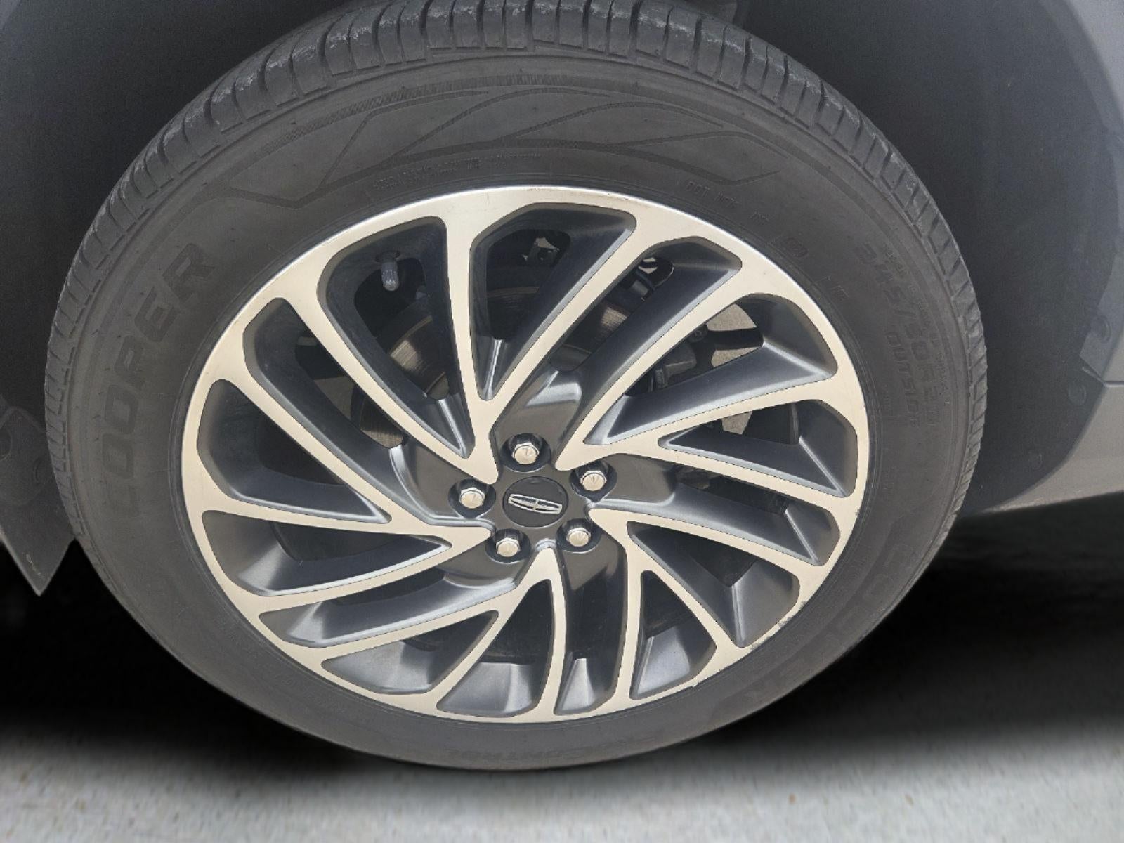 2020 Lincoln Nautilus Reserve