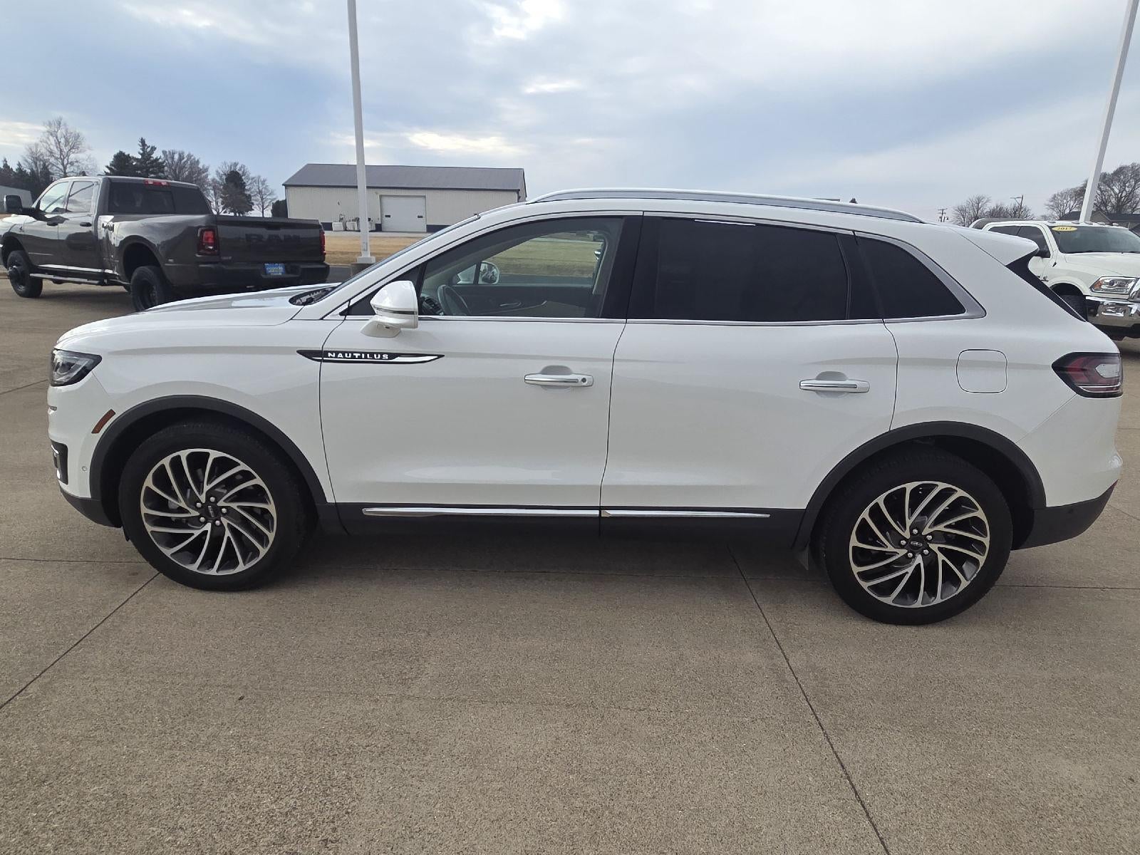 2020 Lincoln Nautilus Reserve