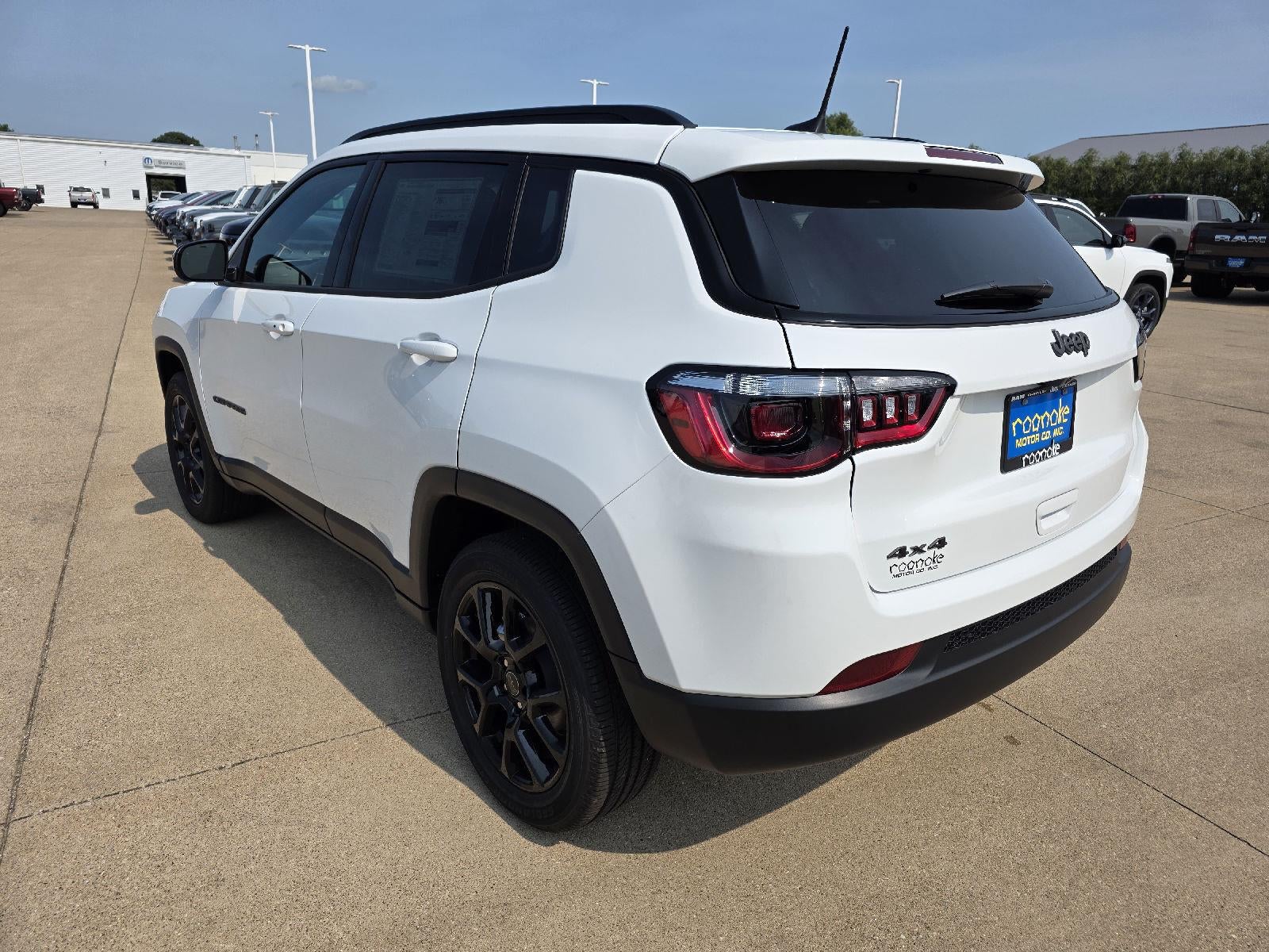 2026 Jeep Compass Latitude Altitude