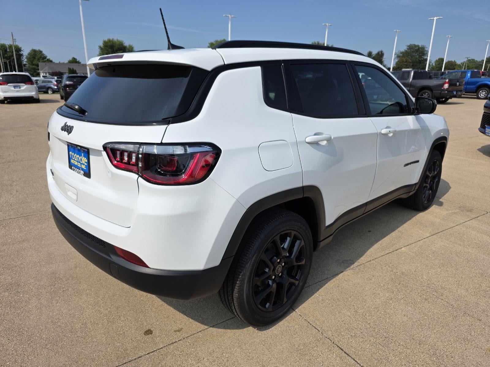 2026 Jeep Compass Latitude Altitude