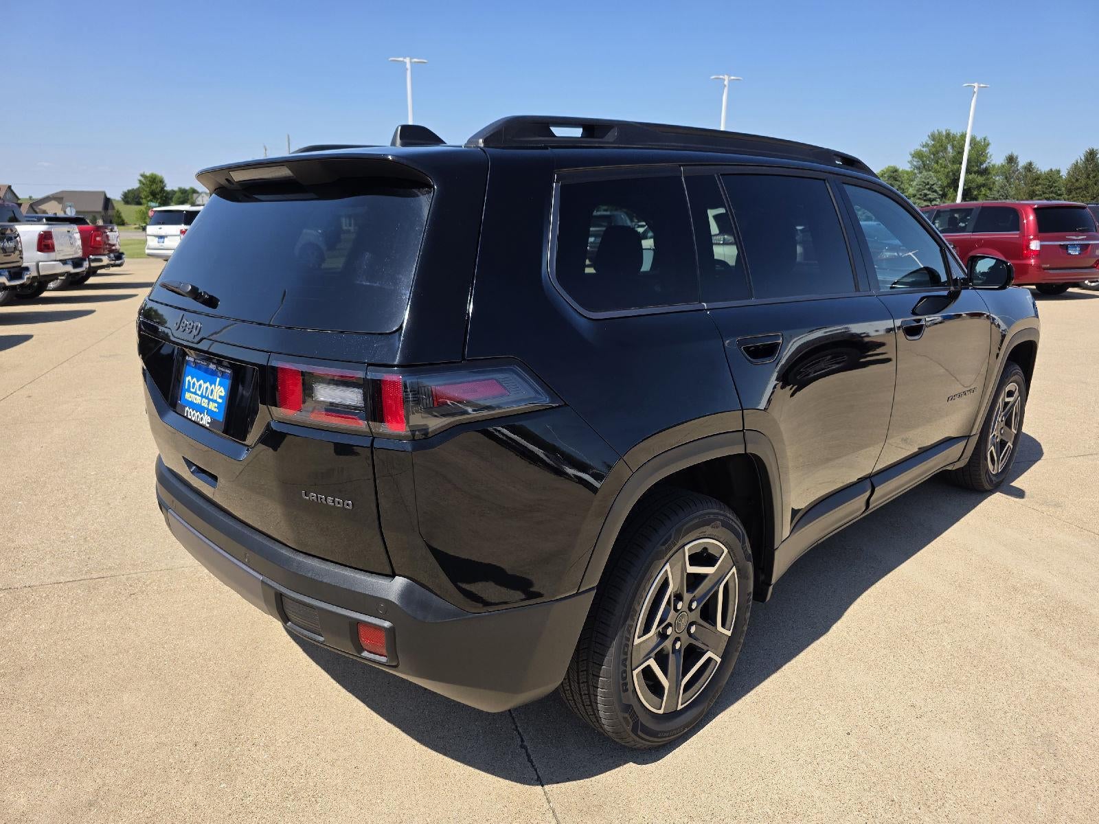 2026 Jeep Cherokee Laredo