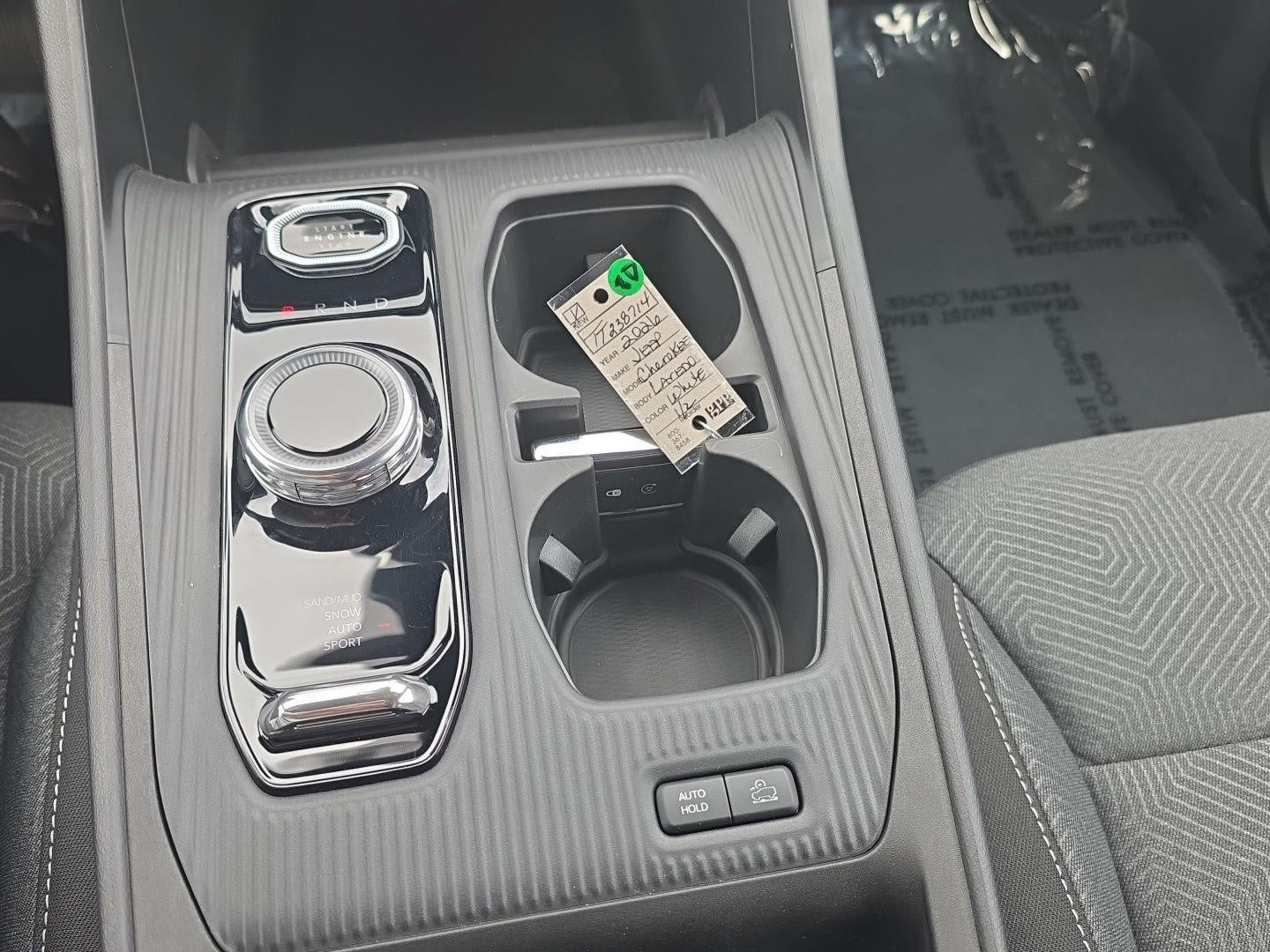 2026 Jeep Cherokee Laredo