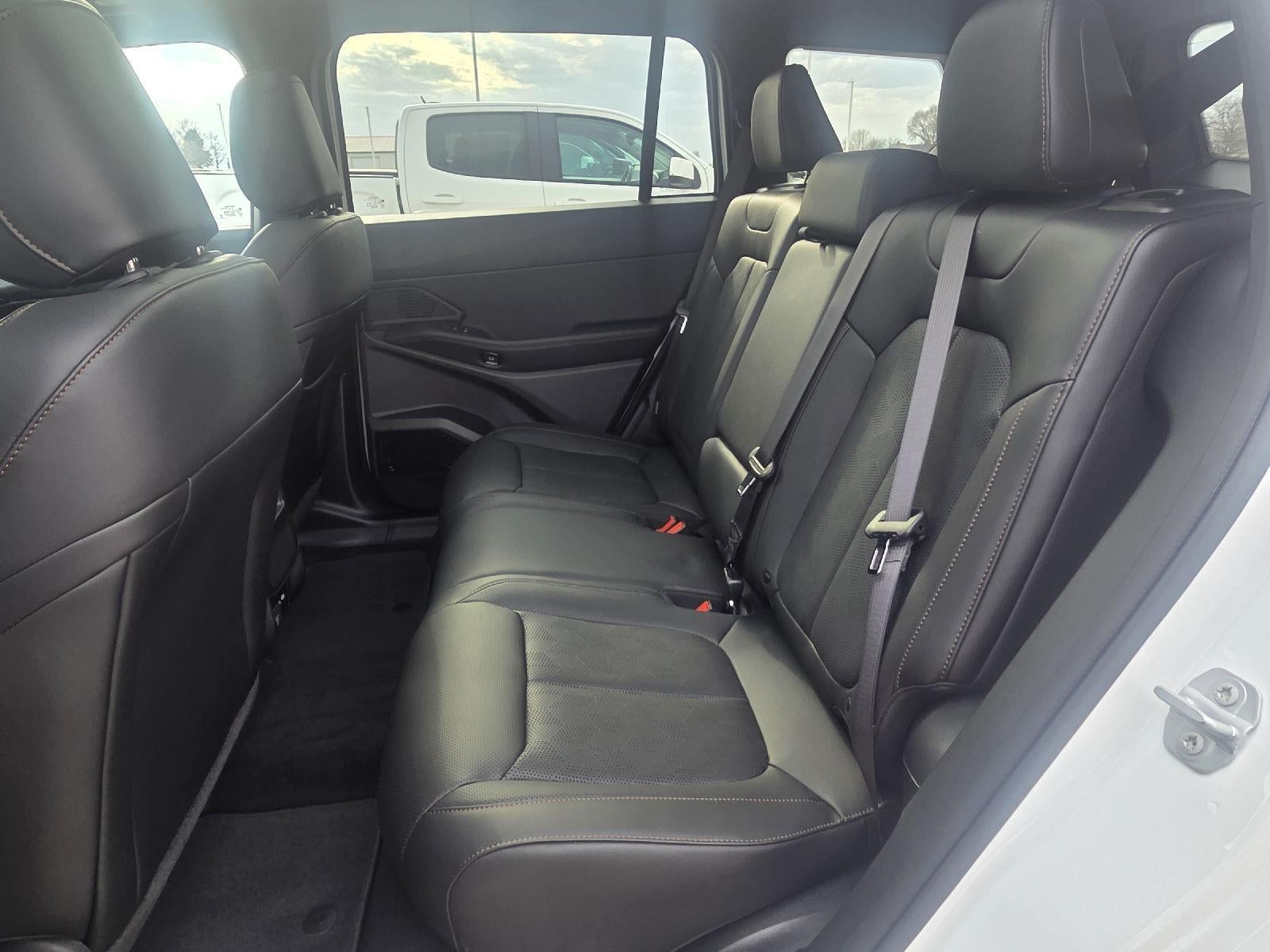 2026 Jeep Cherokee Overland