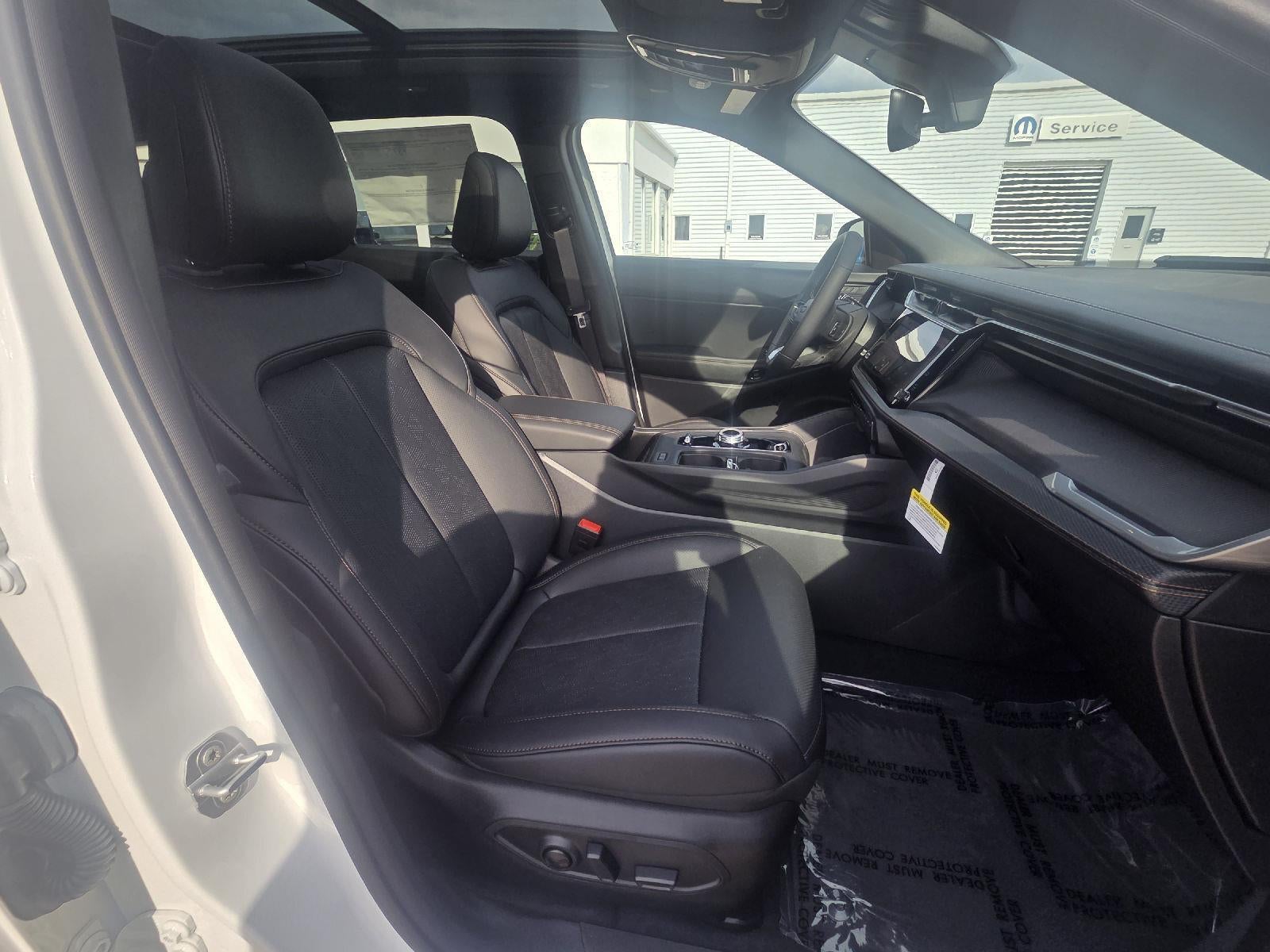 2026 Jeep Cherokee Overland