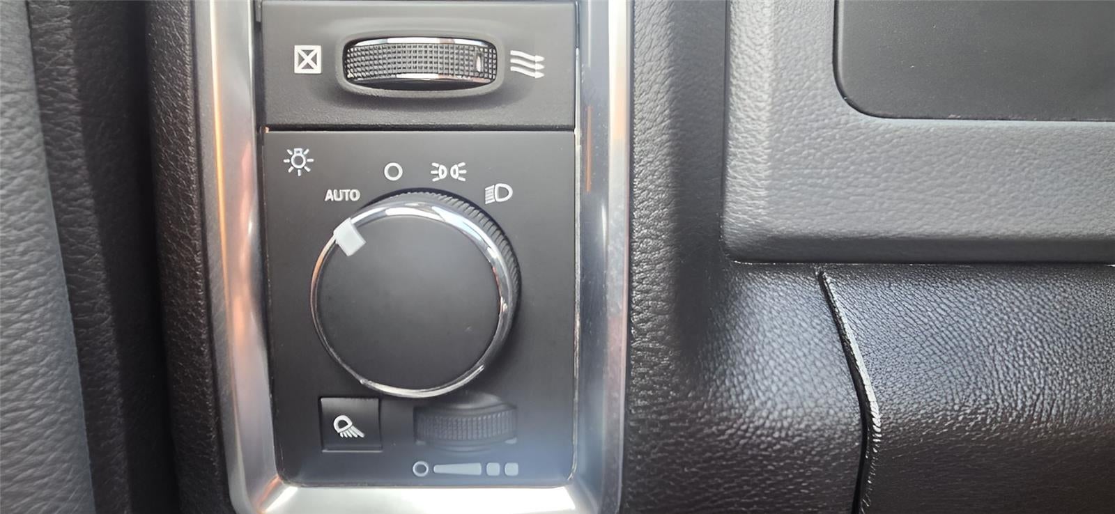 2020 RAM 1500 Classic SLT