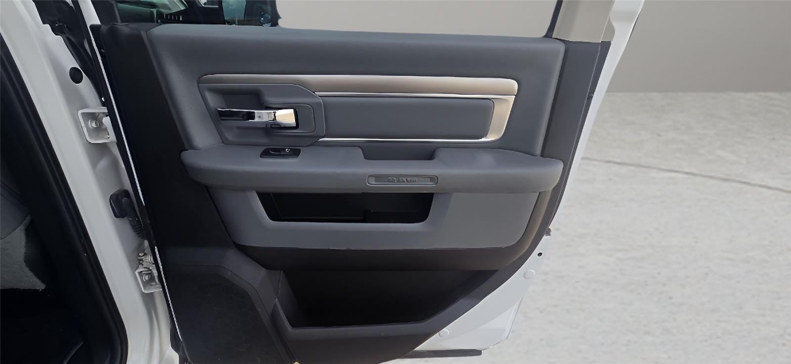 2020 RAM 1500 Classic SLT