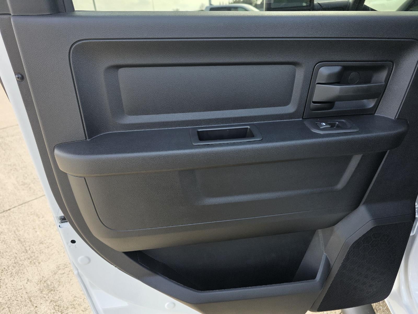 2026 RAM 2500 Black Express
