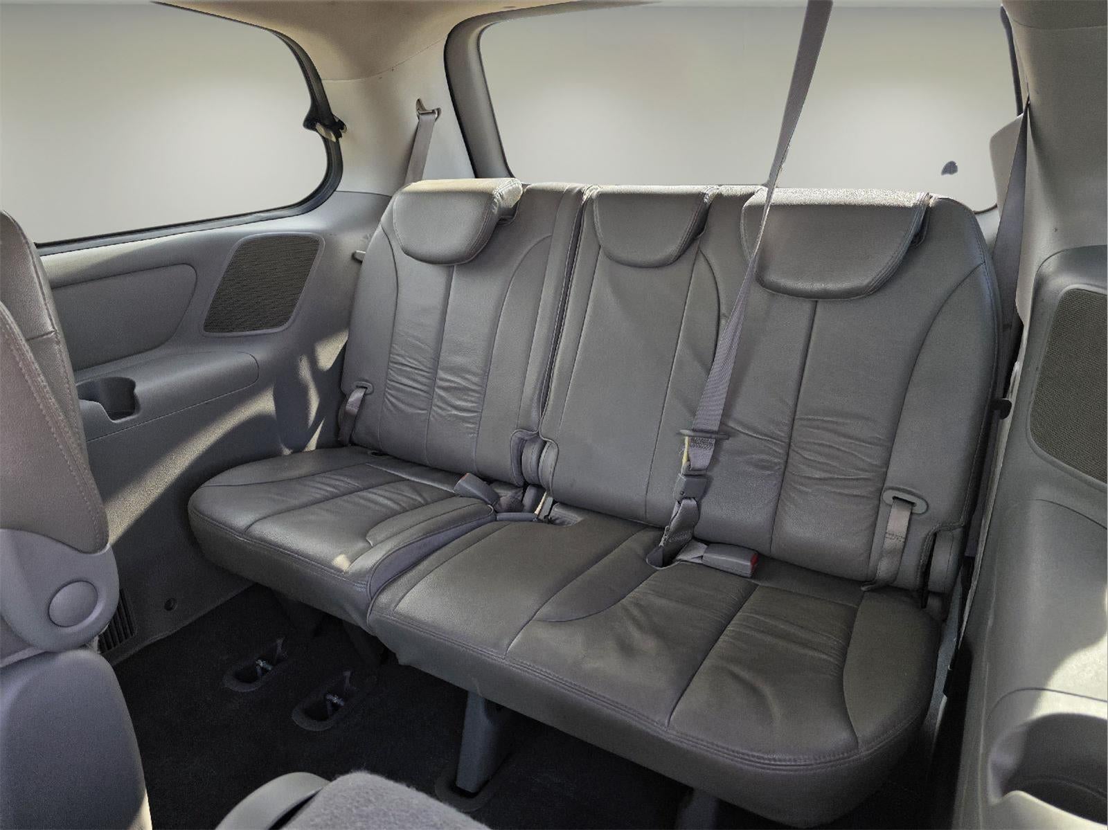 2012 Kia Sedona EX